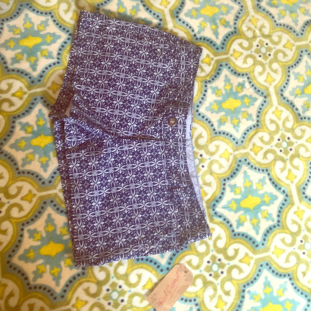 Red Camel shorts